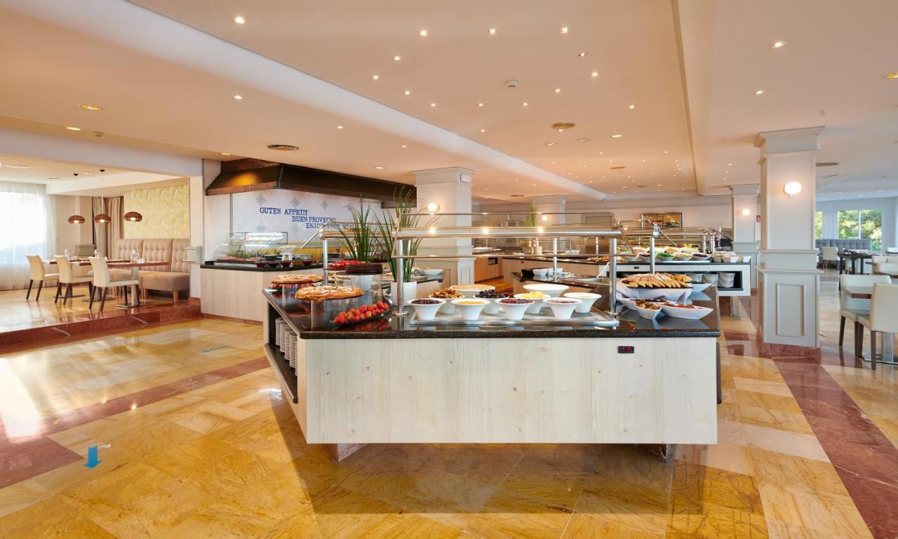 Grupotel Aguait Resort & Spa - Adults Only カラ・ラトハダ エクステリア 写真