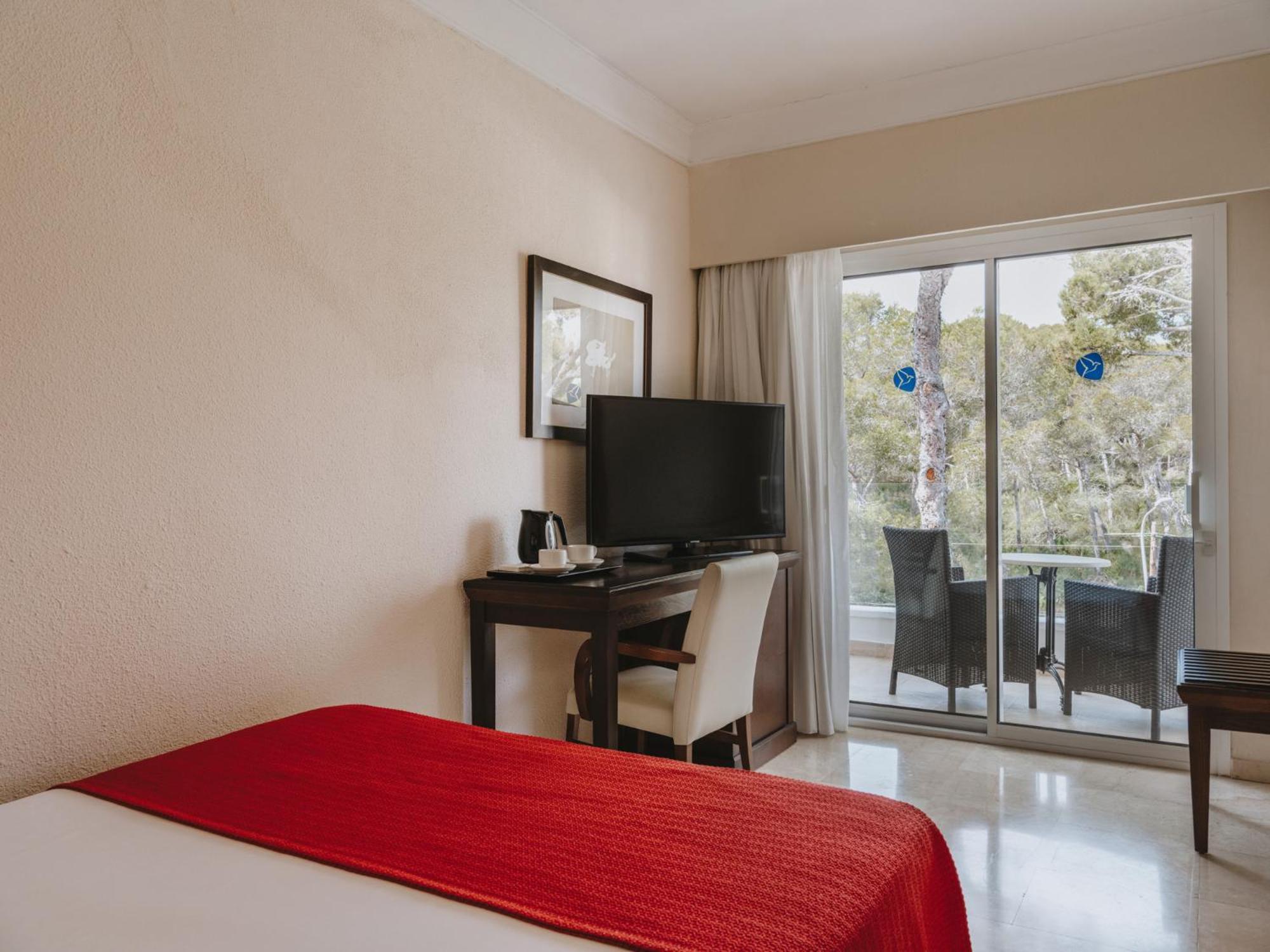 Grupotel Aguait Resort & Spa - Adults Only カラ・ラトハダ エクステリア 写真